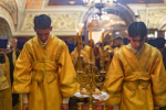 Епископ Константин совершил Всенощное бдение с пением Акафиста святителю Иннокентию Иркутскому в Знаменском соборе города Иркутска